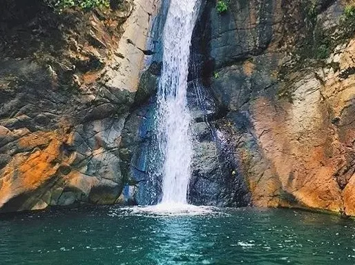 Chute d'eau - Juana Diaz